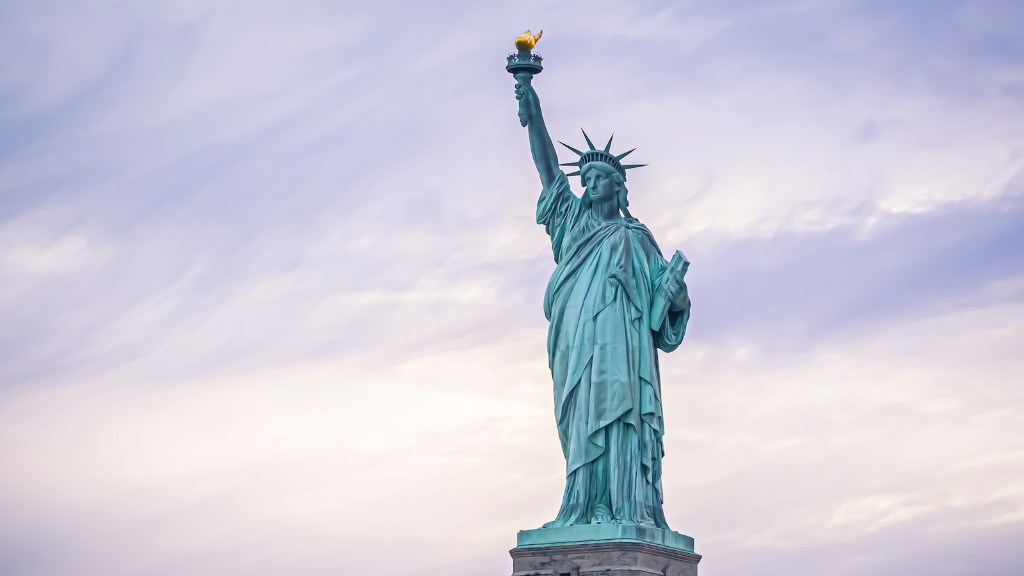How to get on statue of liberty?